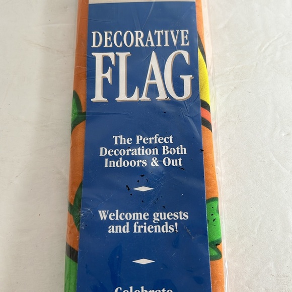 Meadow Creek Vintage Halloween NOS Sealed Set of 3 Decorative Flags 28” x 40” - Picture 9 of 15